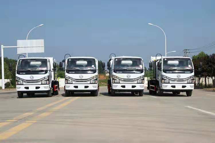 國六東風(fēng)5噸灑水車前正面圖